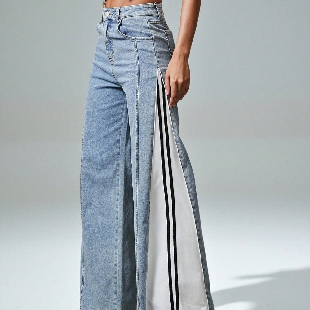 Light Wash Casual Women's Jeans - Picture 7 of 7
